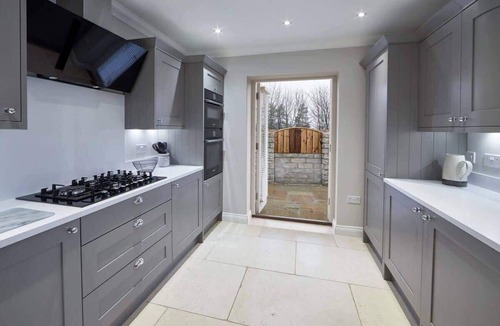 Guisborough House | Host & Stay | Lowcross Cottage