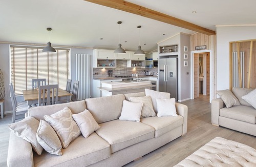 Runswick Bay Cabin | Host & Stay | Kittiwake Lodge