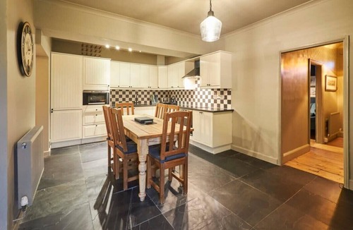 Newby Bridge House | Host & Stay | Prospect Cottage