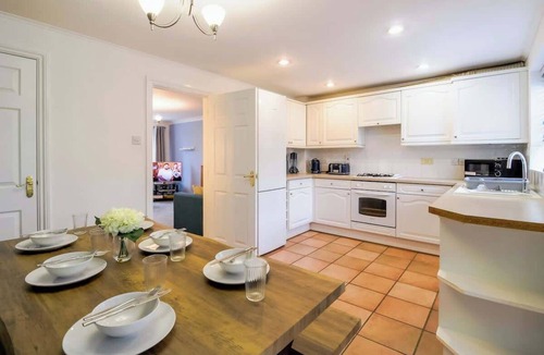 Milton Malsor House | Host & Stay | Great Ground Walk