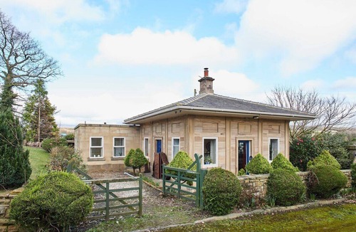 Haigh House | Host & Stay | Haigh Lodge