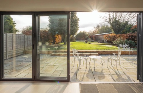 Pottersbury House | Host & Stay | High Gables