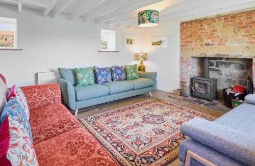 Danby House | Host & Stay - Lop Hall