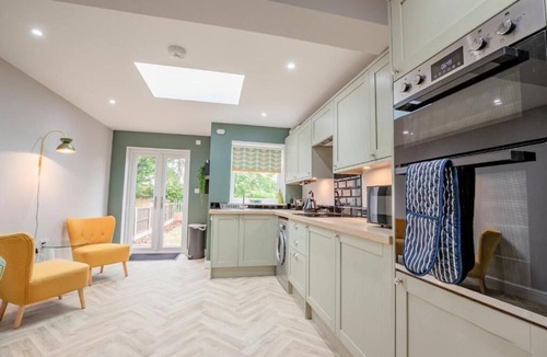 Pontrilas House | Host & Stay | Lower Chestnut House