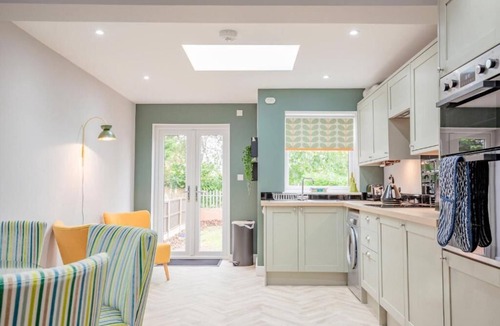 Pontrilas House | Host & Stay | Lower Chestnut House