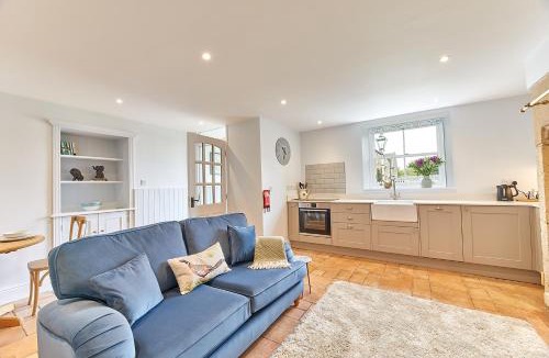 Wall House | Host & Stay - Maggie's