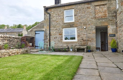 Wall House | Host & Stay | Maggie's