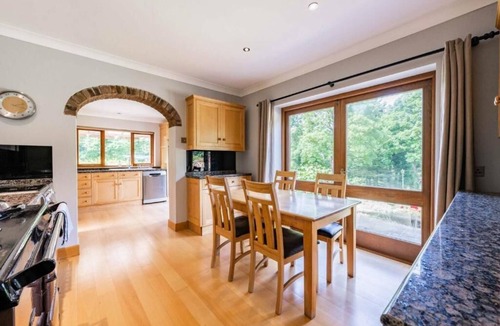 Horstead House | Host & Stay | Millwood