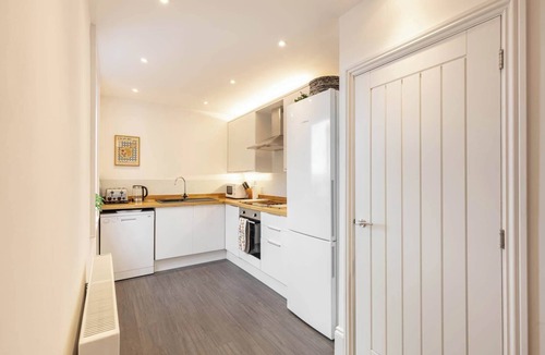 Westoe Apartment | Host & Stay | North View