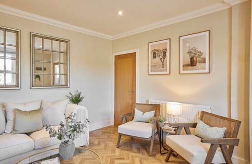 Birstall House | Host & Stay | Oakwell Cottage