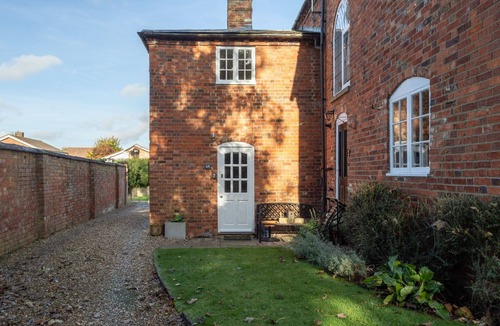 Sherington House | Host & Stay | Old Chapel