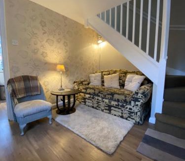 Sherington House | Host & Stay - Old Chapel