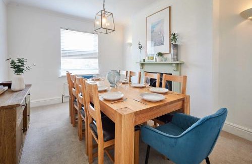 Whitby House | Host & Stay - Osborne House