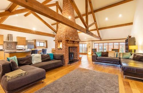 Sculthorpe House | Host & Stay - Owl Barn