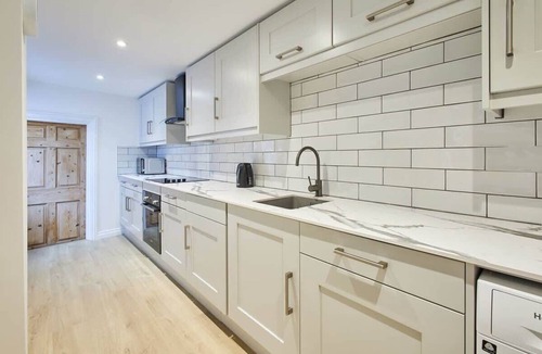 West Cliff House | Host & Stay | Penny Farthing Cottage