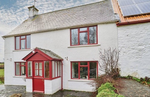 Llanfihangel Tal-y-llyn House | Host & Stay | Penrheol Farmhouse