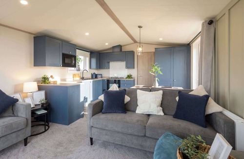 Pickering Ski Chalet | Host & Stay | Riverwood, Ashdown Retreat