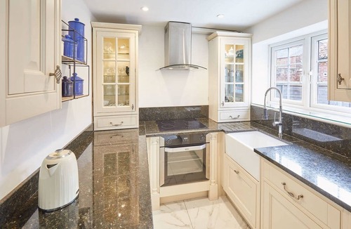 Stokesley House | Host Stay Rose Cottage