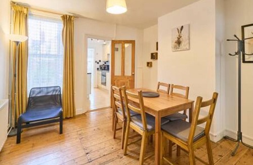 Canterbury House | Host Stay Saint Peters