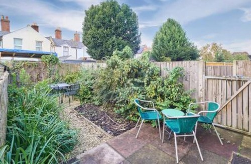 Canterbury House | Host Stay Saint Peters