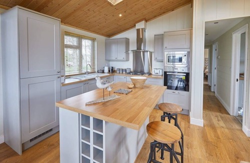 Runswick Bay Cabin | Host & Stay | Salt & Seaweed