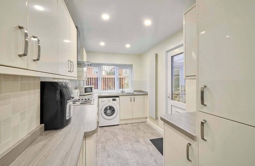 Redcar House | Host & Stay | Sea Haven