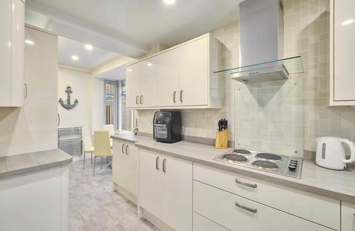 Redcar House | Host & Stay | Sea Haven