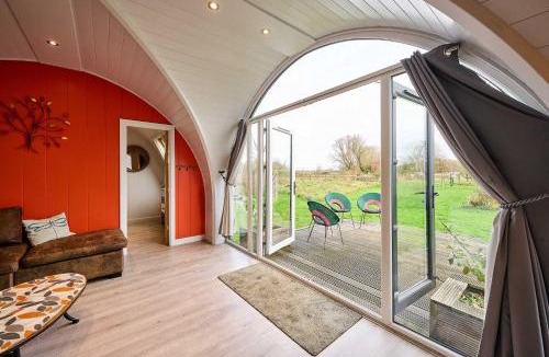 Beccles Ski Chalet | Host & Stay - Secret Garden