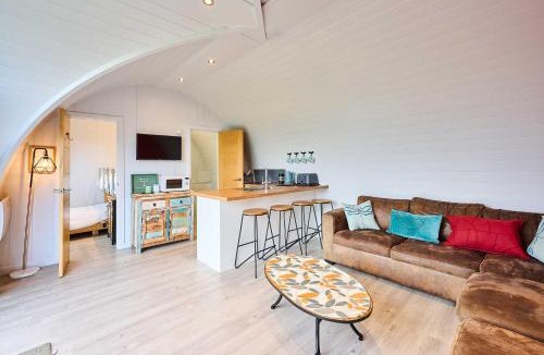 Beccles Ski Chalet | Host & Stay - Secret Garden