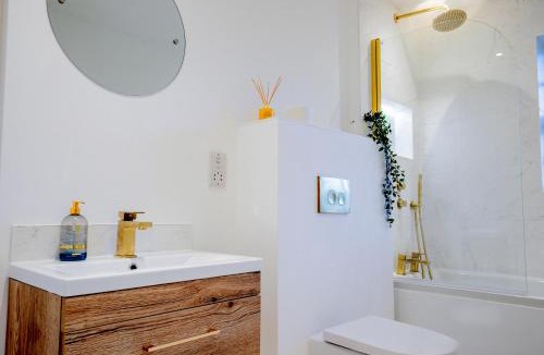 Rugby Apartment | Host & Stay - Sedlescombe Apartment