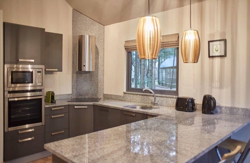 Egton Ski Chalet | Host & Stay | Simon Howe Lodge