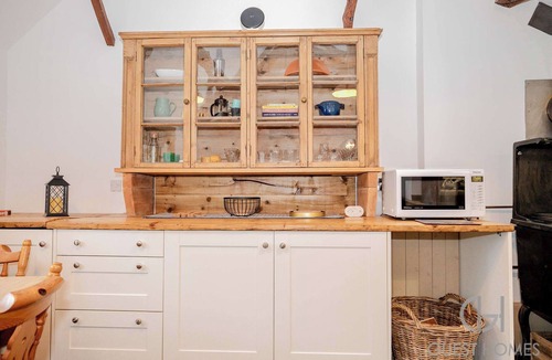 Broughton Hackett House | Host & Stay | Snodsbury Barn