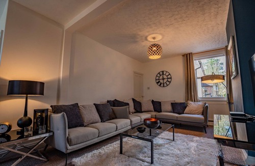 Tadworth Apartment | Host & Stay | Station Approach