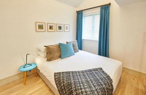 Preston-under-Scar House | Host & Stay - Sunshine Cottage