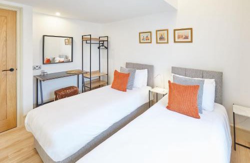 Preston-under-Scar House | Host & Stay - Sunshine Cottage