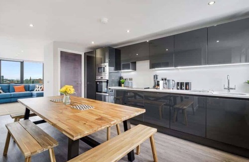 Baltic Triangle Apartment | Host & Stay | The Baltic Penthouse 2