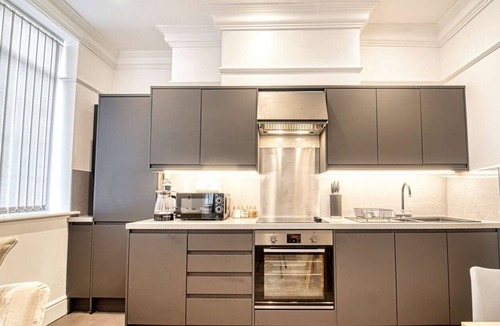 Stourbridge Apartment | Host & Stay | The Bell