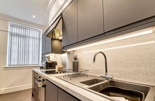 Stourbridge Apartment | Host & Stay | The Bell