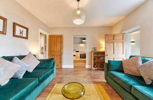 Warkworth House | Host & Stay - The Blacksmiths