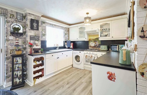 New Brighton House | Host & Stay | The Cheeky Squirrel