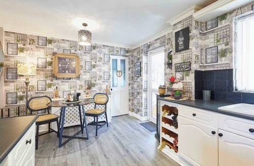 New Brighton House | Host & Stay | The Cheeky Squirrel