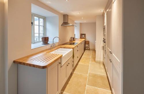 Osmotherley House | Host & Stay - The Cobbles