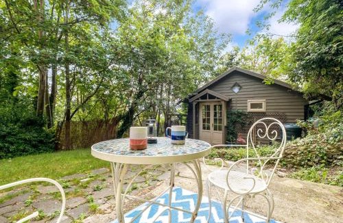 Brighton City Centre House | Host & Stay - The Eco Cabin