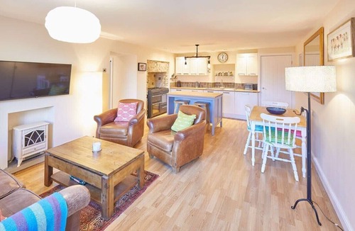 Masham House | Host & Stay | The Old Dairy