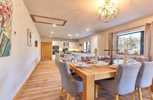 Hallington House | Host & Stay | The Parlour