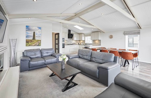 Carlton-in-Cleveland Ski Chalet | Host & Stay | The Riverside Lodge