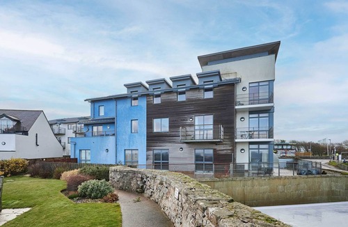 Seahouses Apartment | Host & Stay | The Shipshape