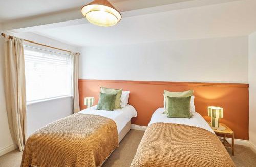 Stokesley House | Host & Stay - The Warren