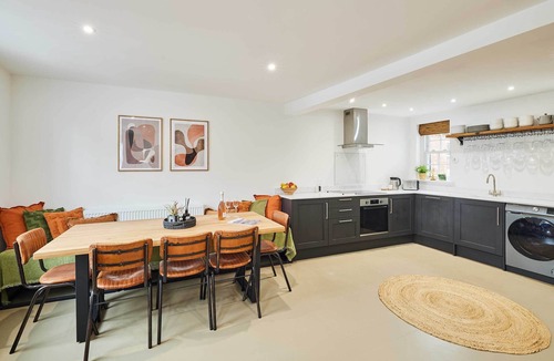 Stokesley House | Host & Stay | The Warren