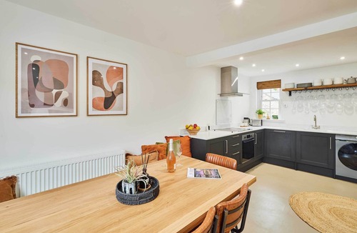 Stokesley House | Host & Stay | The Warren